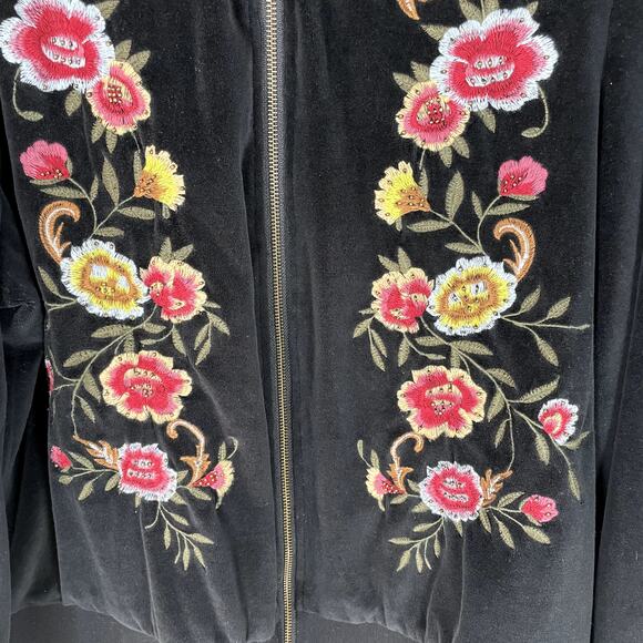 Torrid Black Floral Embroidered Bomber Jacket - 2X - Picture 2 of 9